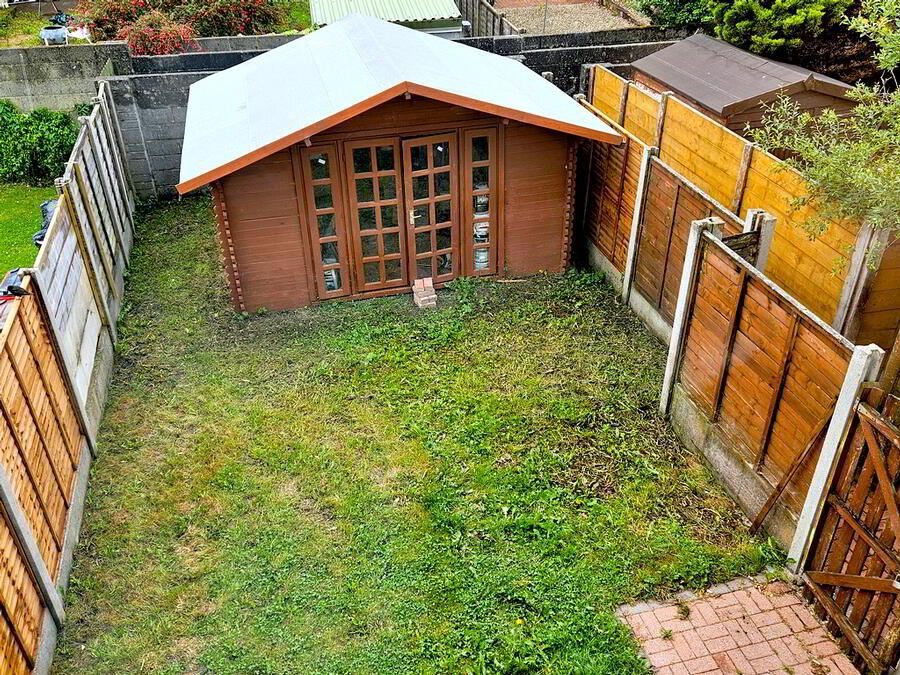 145 Rosan Glas 11 of 36