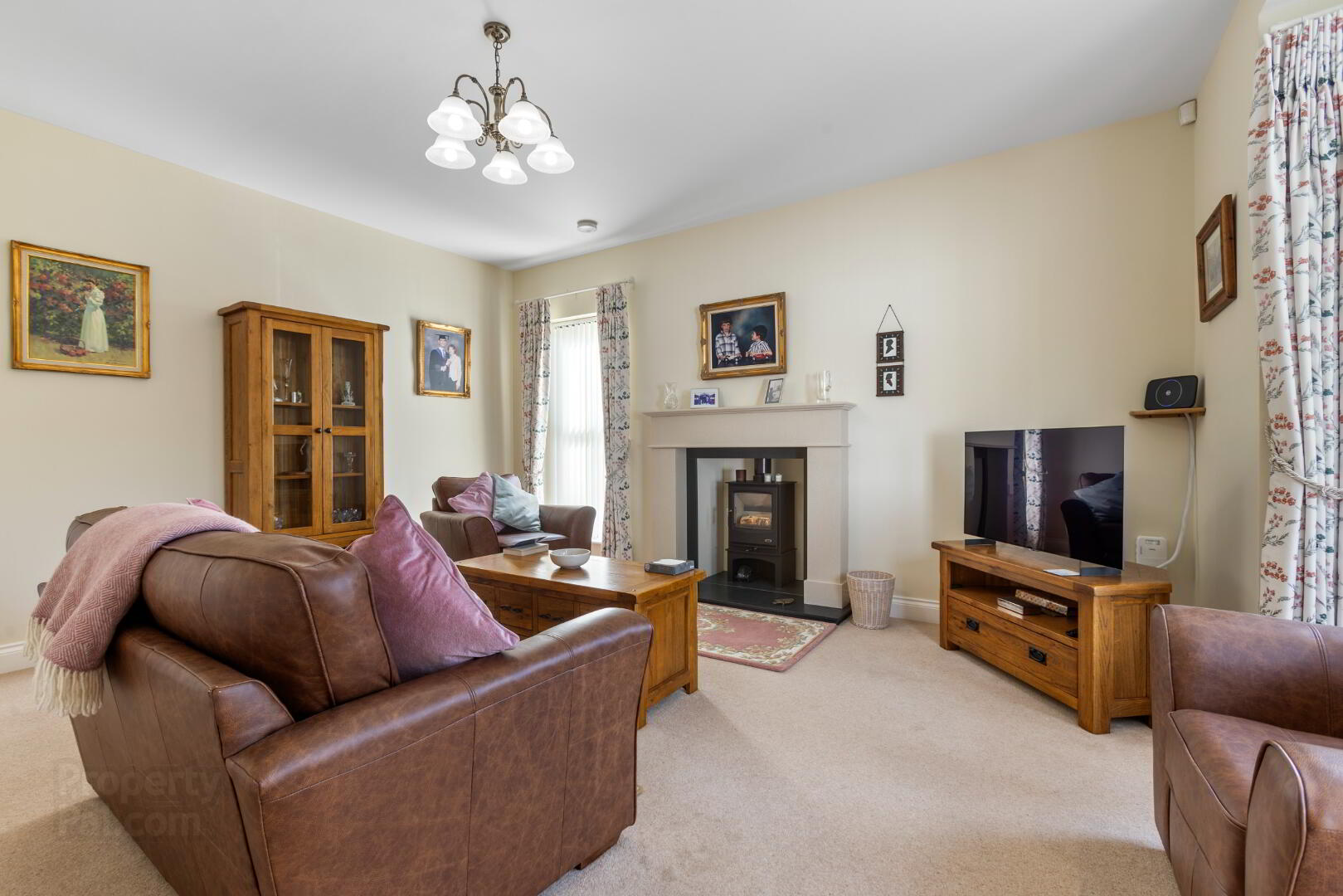 2 Chestnut Hall 5 of 40