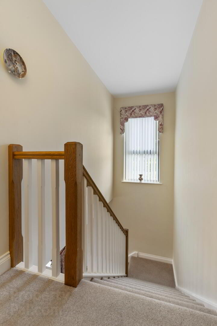 2 Chestnut Hall 24 of 40