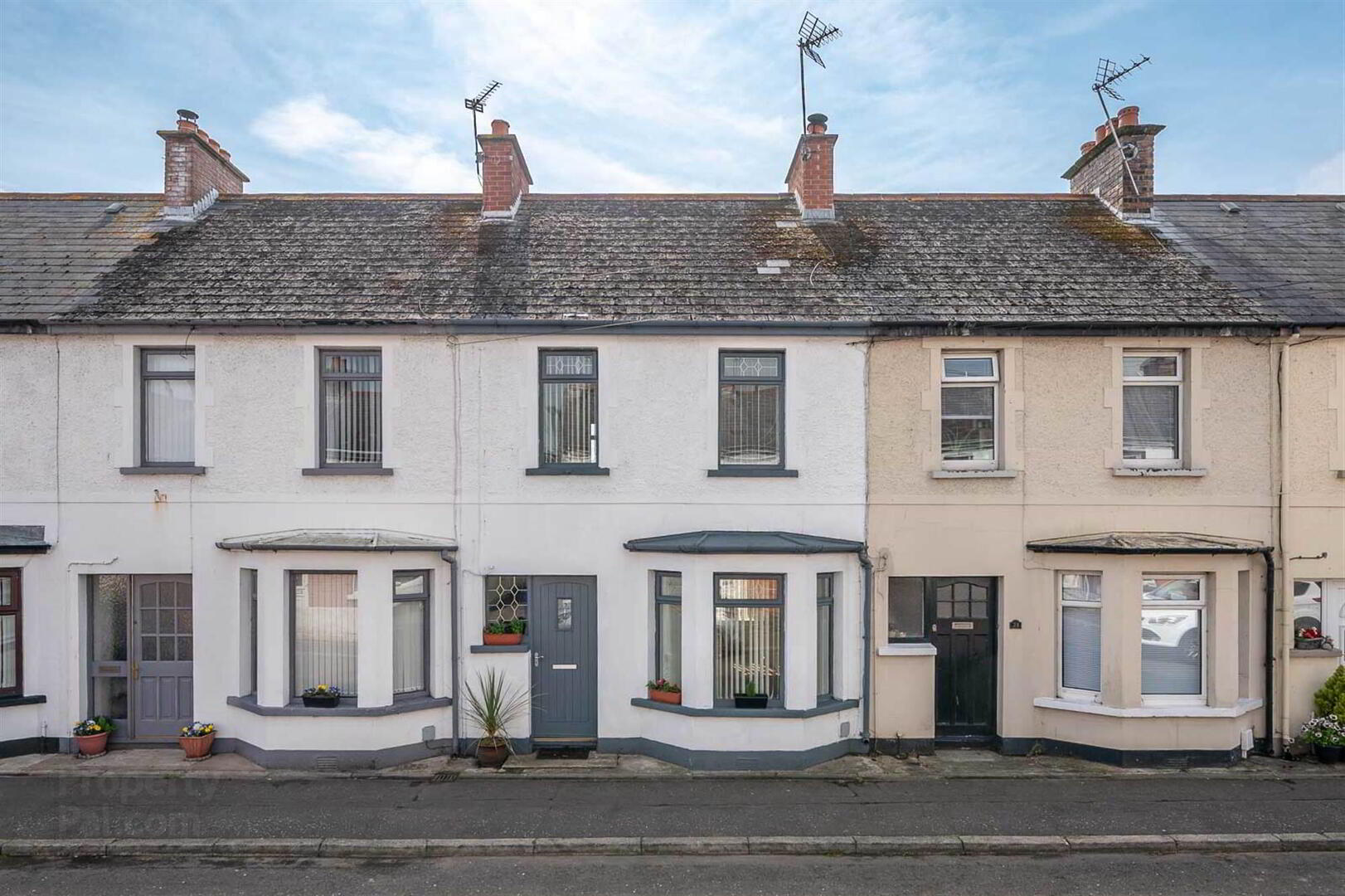 23 East Street 1 of 23