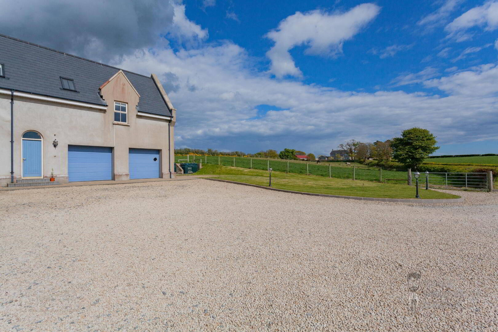 Tullyard Road 29 of 32