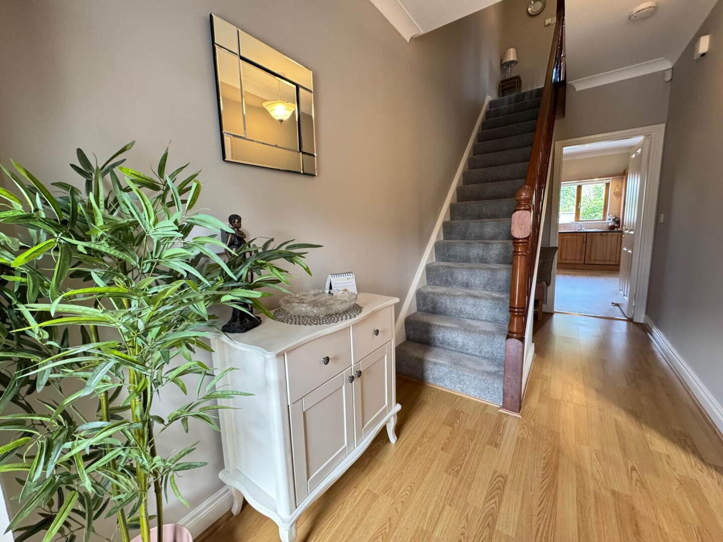 21 Bellingham Green 13 of 23