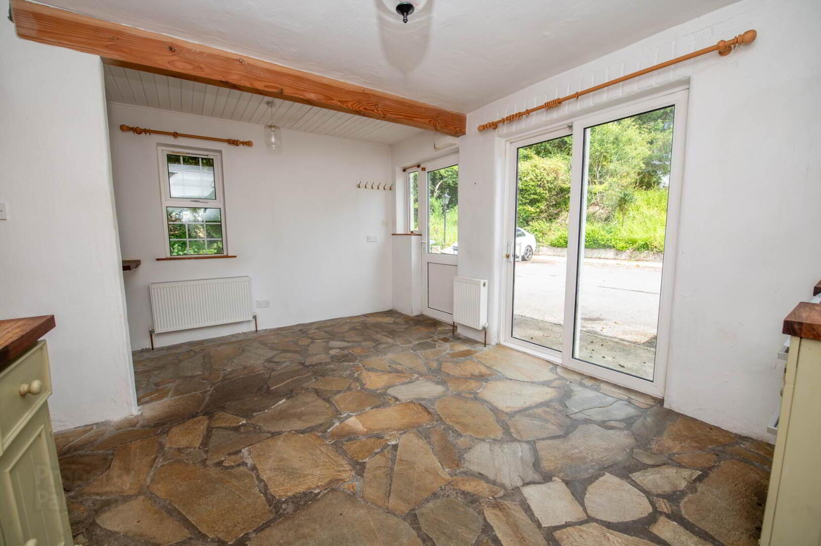 property description image