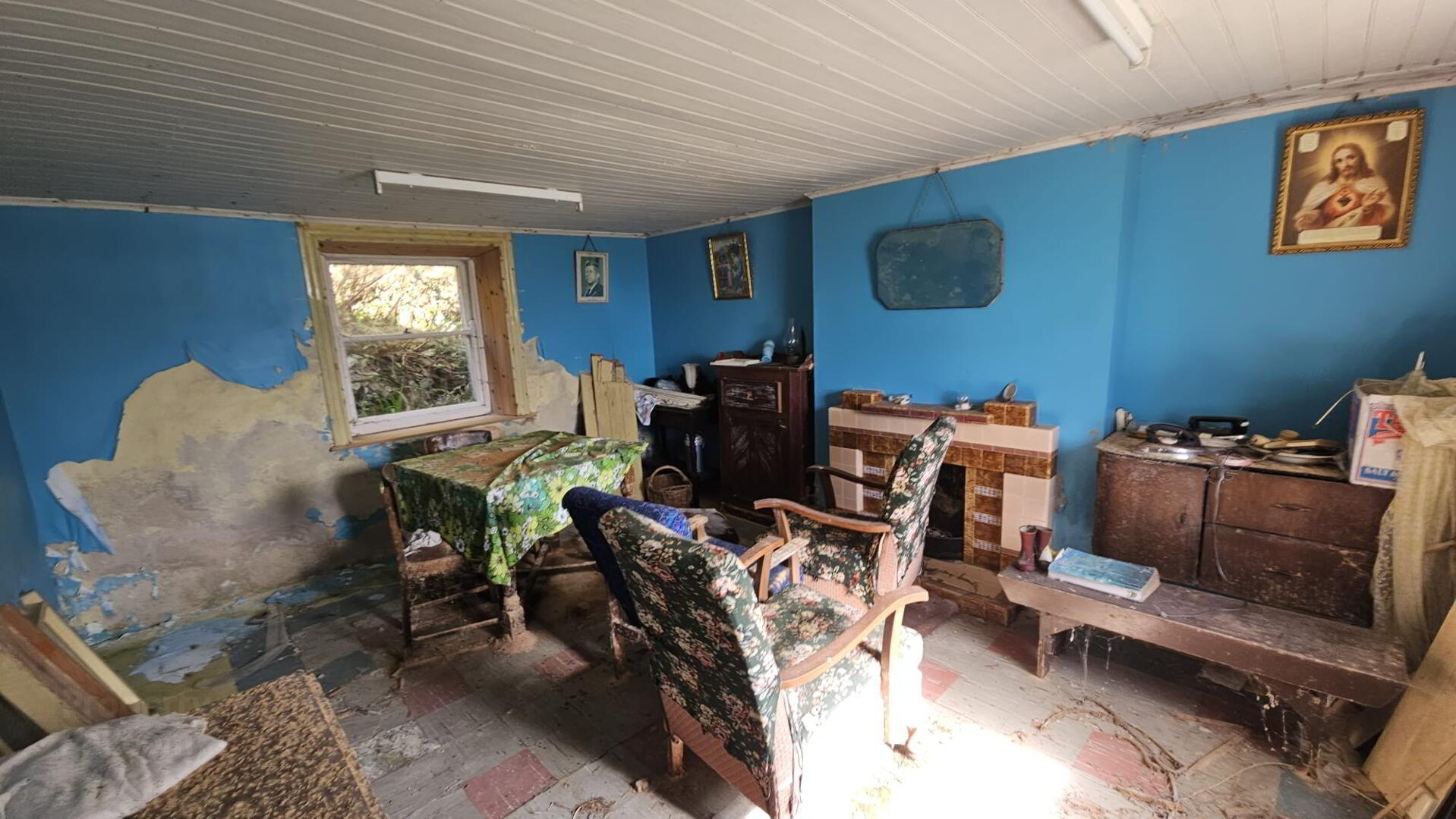 property description image