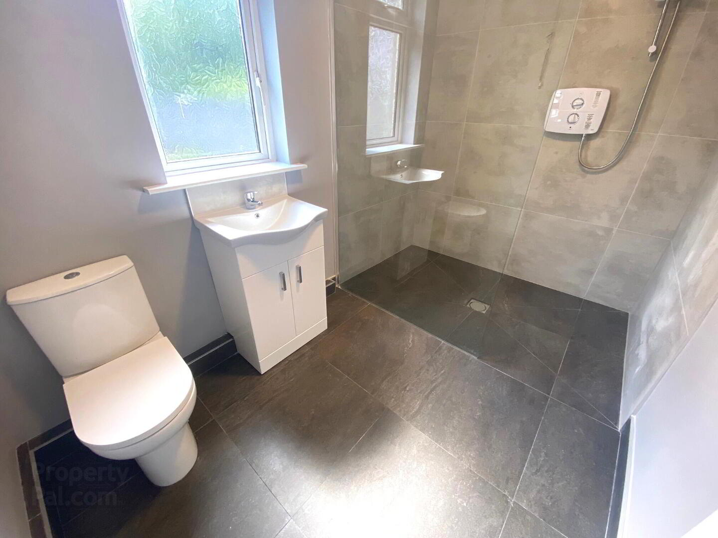 Walkinstown Crescent 20 of 26
