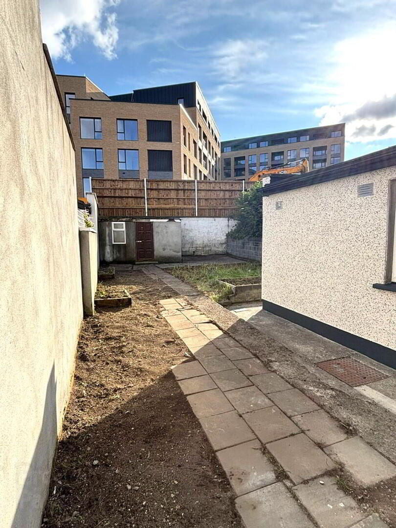 Walkinstown Crescent 25 of 26