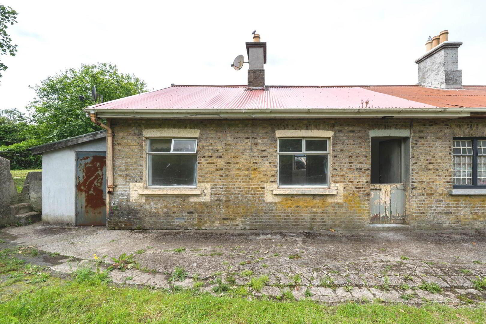 property description image