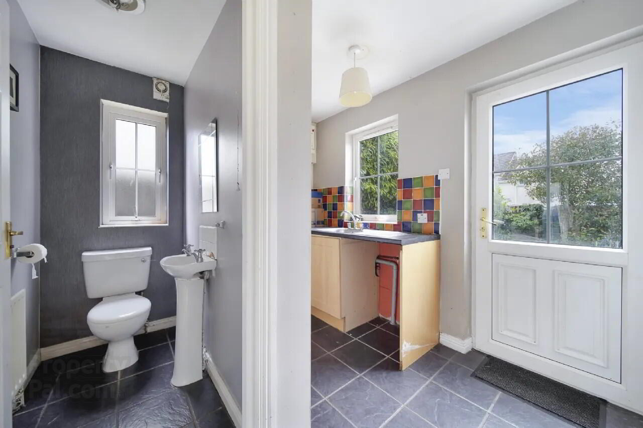 40 Ashgrove Manor 14 of 31