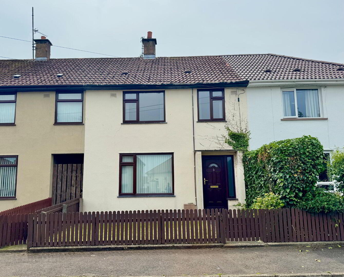 3 Churchlands Road 1 of 12