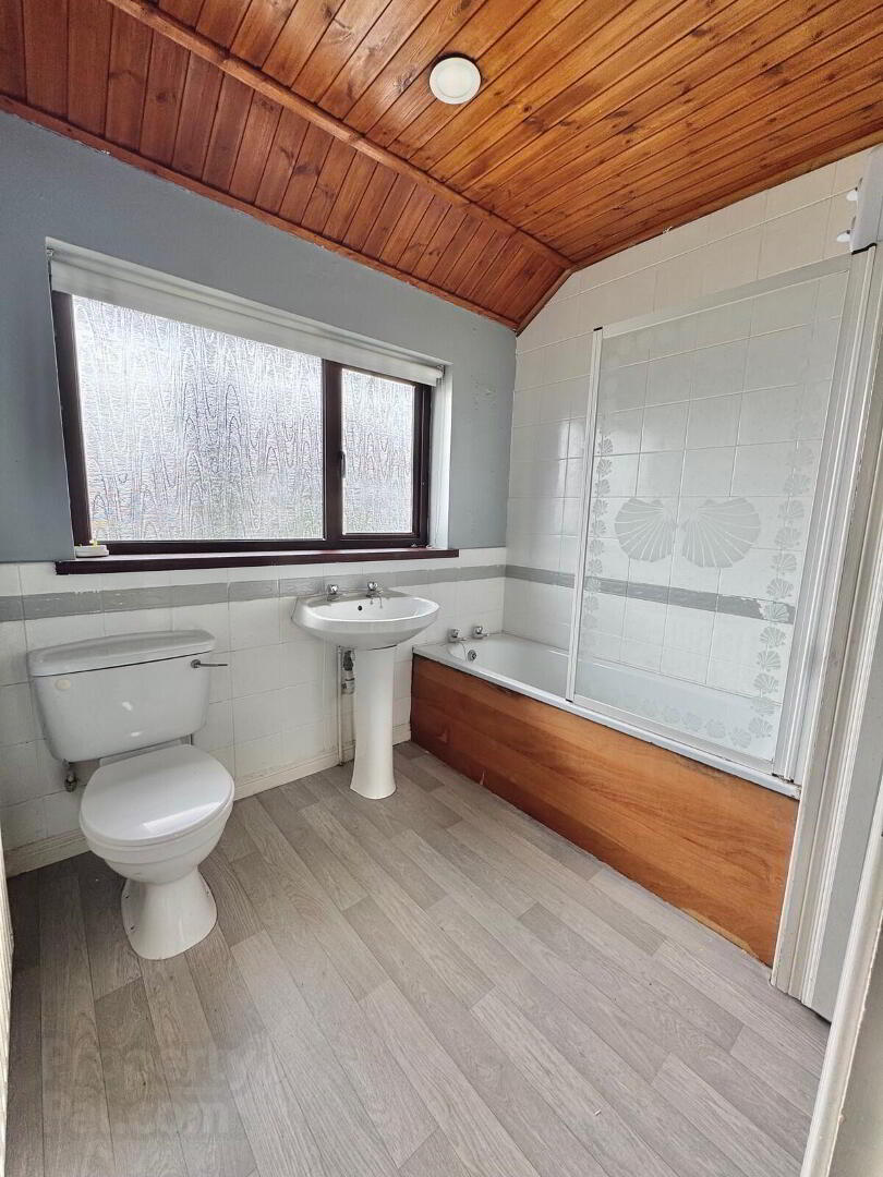 3 Churchlands Road 11 of 12