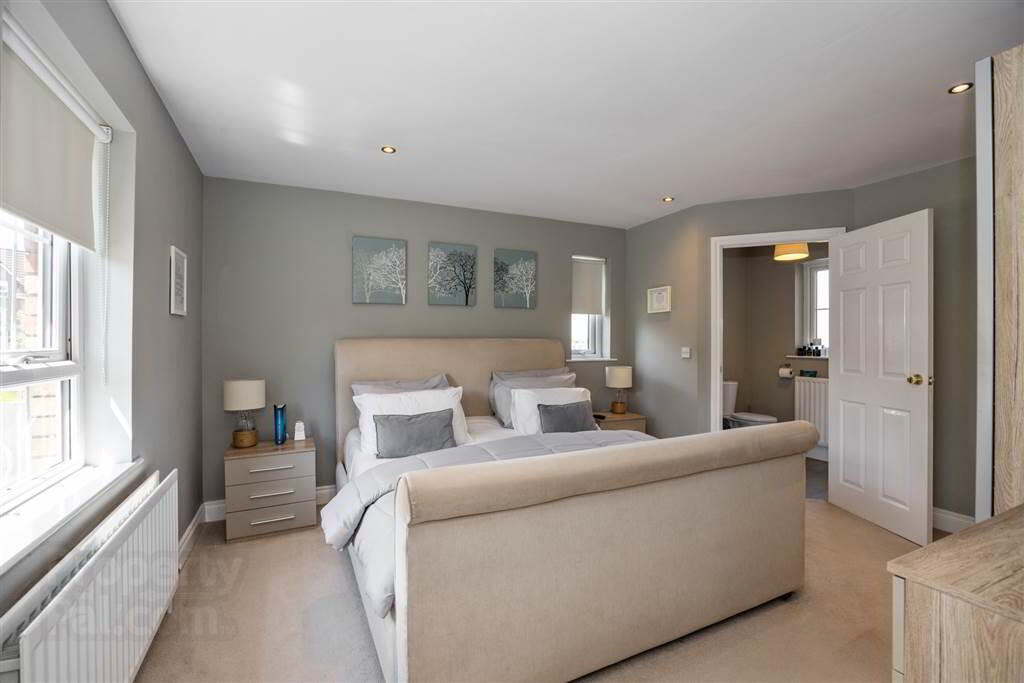 23 Demesne Road 17 of 21