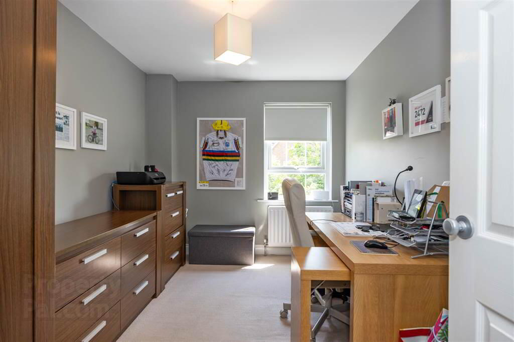 23 Demesne Road 15 of 21