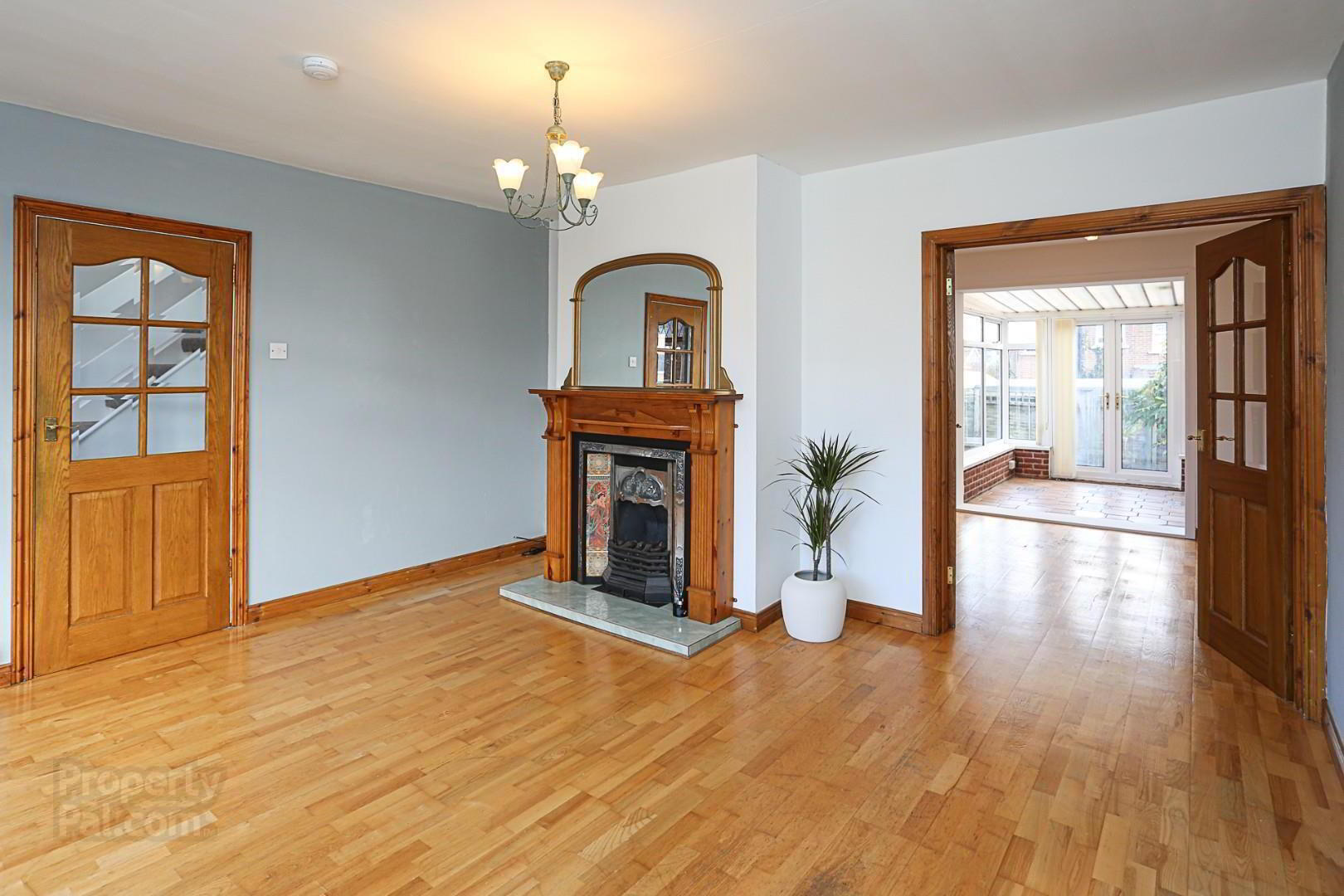 property description image