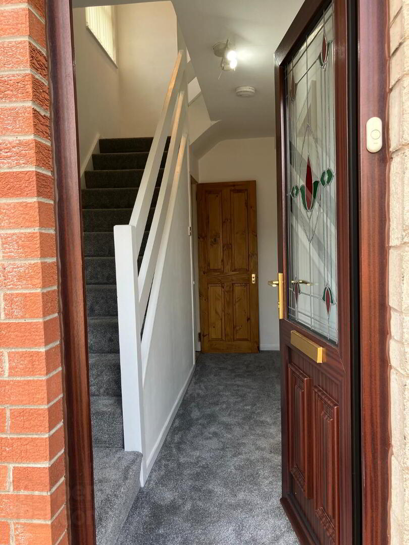 12 Sinclair Avenue 3 of 23