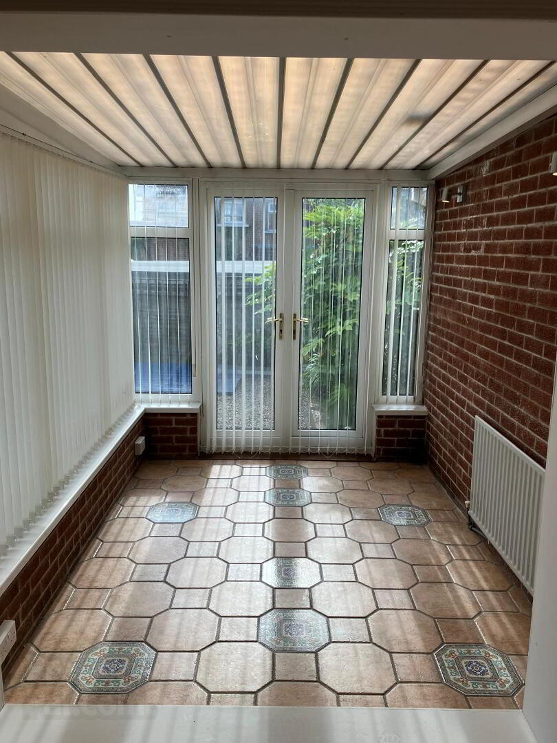 12 Sinclair Avenue 11 of 23