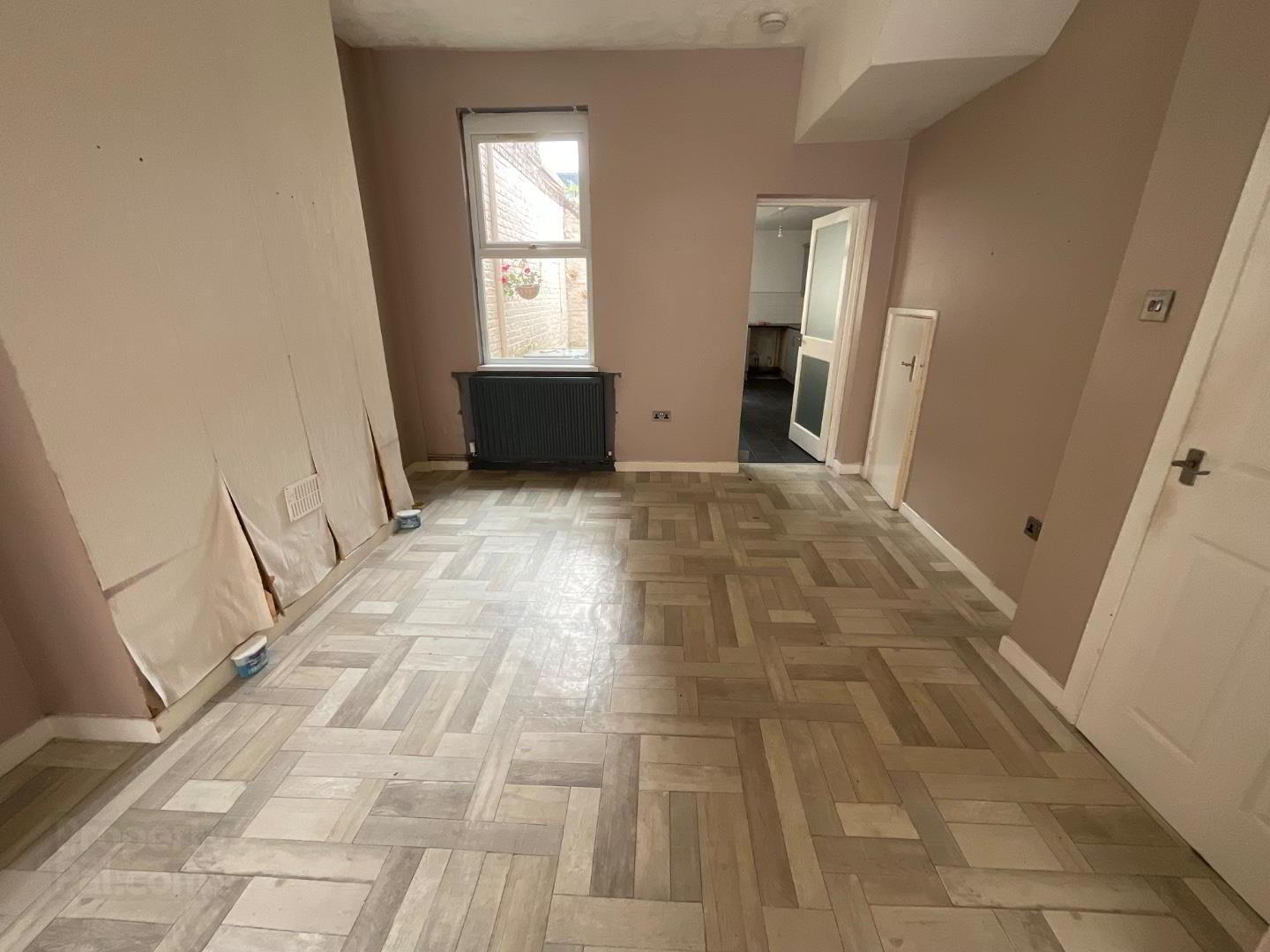 16 Newington Street 4 of 13