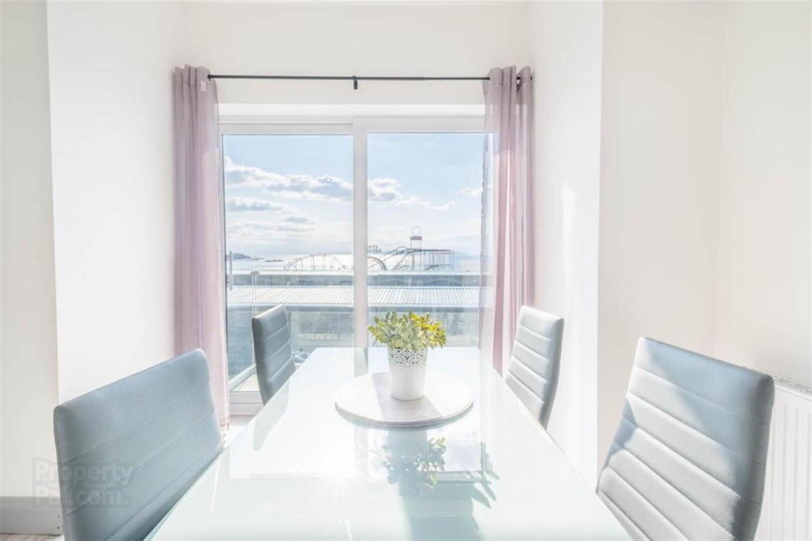 Apt 1, 75 Eglinton Street 6 of 13