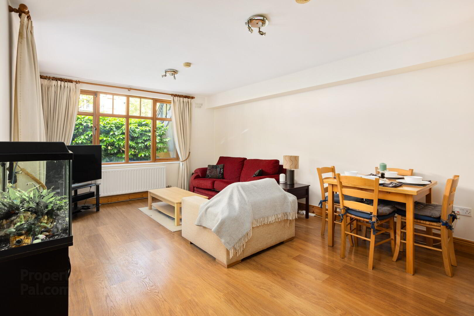 21 Woodbrook Crescent 3 of 26