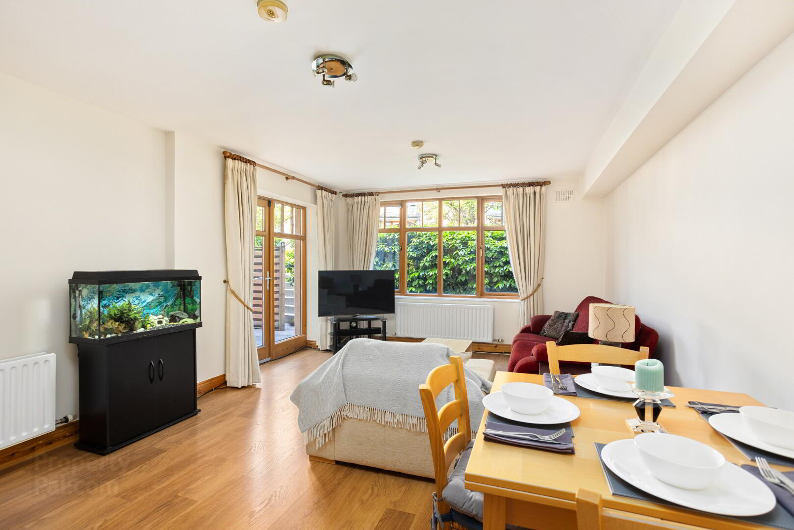 21 Woodbrook Crescent 4 of 26