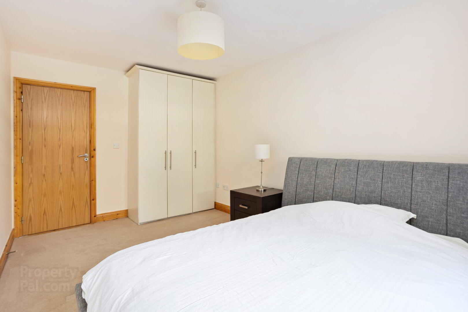 21 Woodbrook Crescent 16 of 26