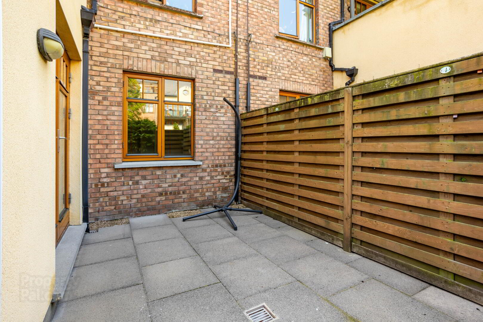 21 Woodbrook Crescent 20 of 26
