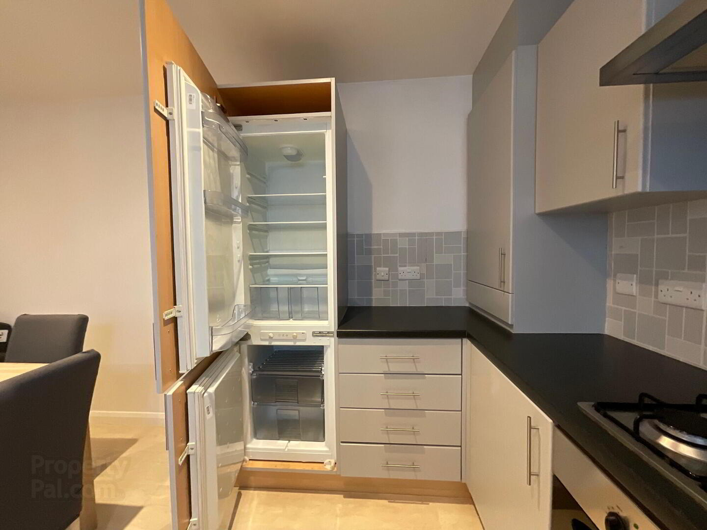 40 Ainsworth Avenue 8 of 22