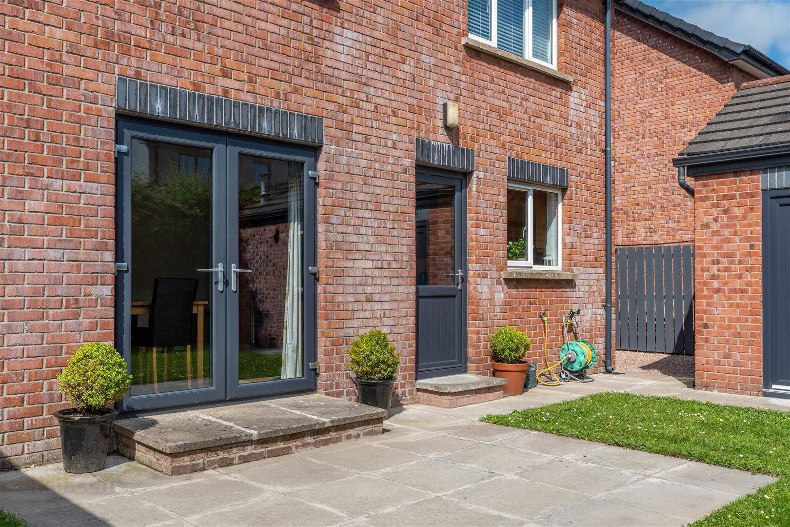 27 Gateside Drive 39 of 44