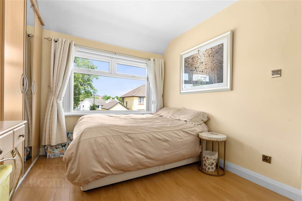 50 Glendun Drive 13 of 27