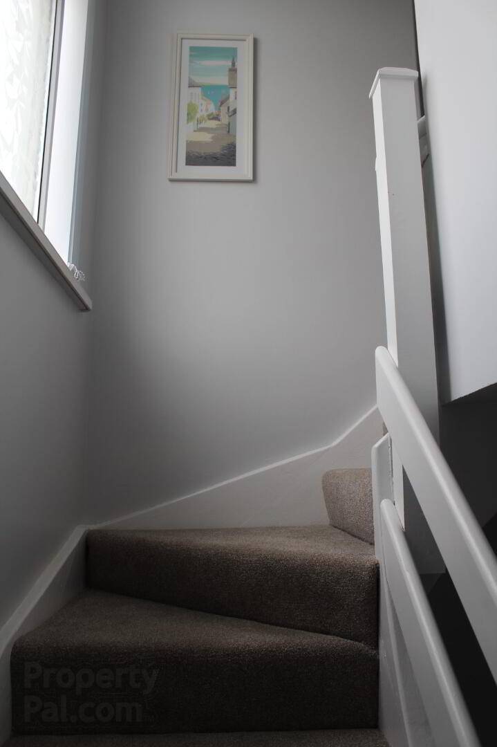 Student Let 2025/26, 2 Queenora Avenue 12 of 19