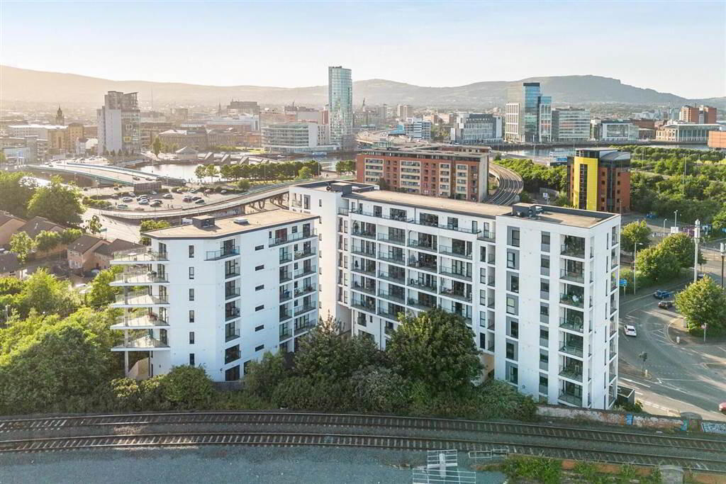 13 The Sandford Building, 21 Bridge End 3 of 20