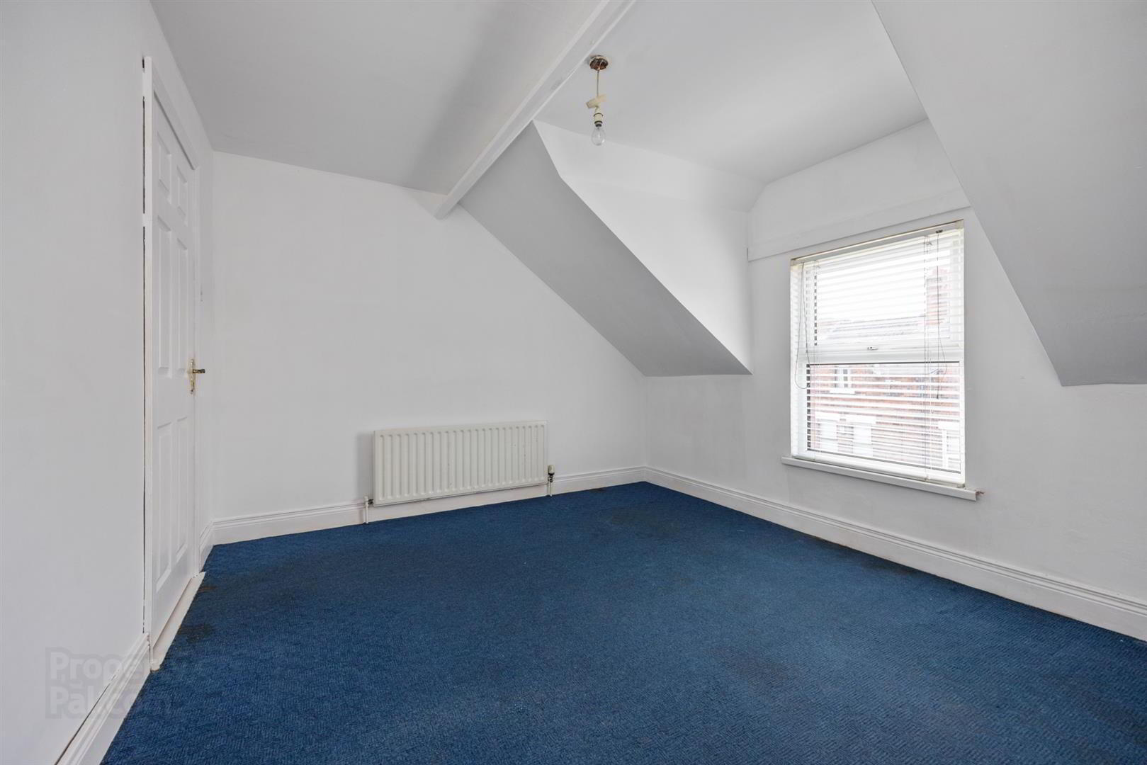 15 Woodcot Avenue 14 of 17