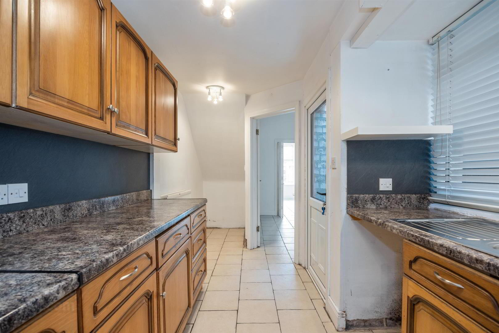 15 Woodcot Avenue 9 of 17