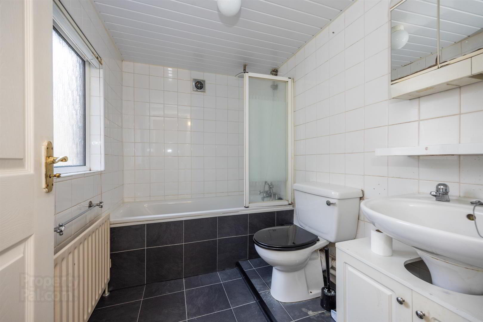 15 Woodcot Avenue 16 of 17