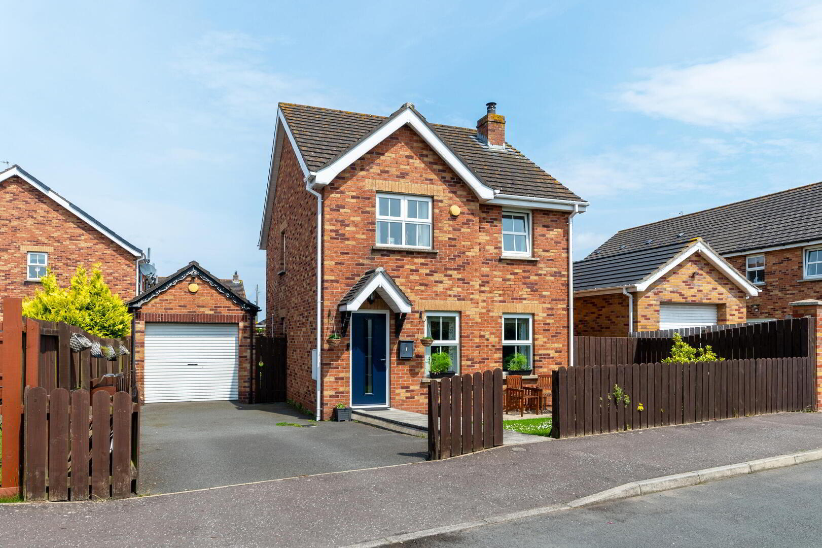 1 Cornmill Walk 1 of 27