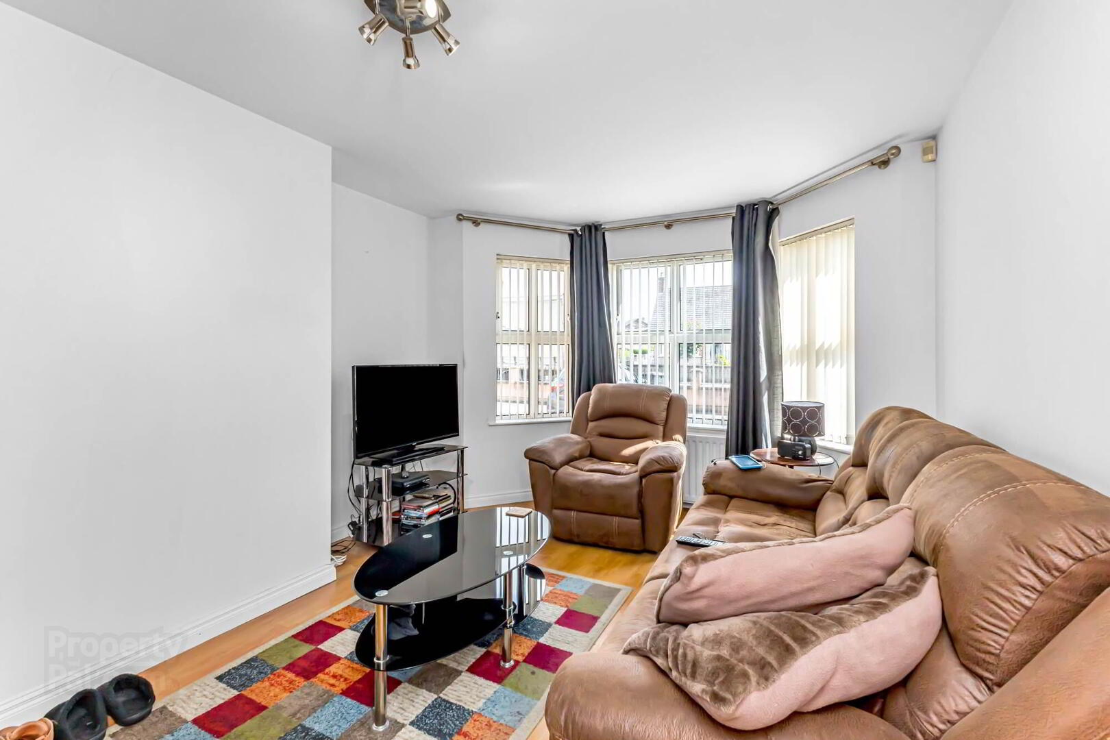 7 Saintfield Mews 3 of 14