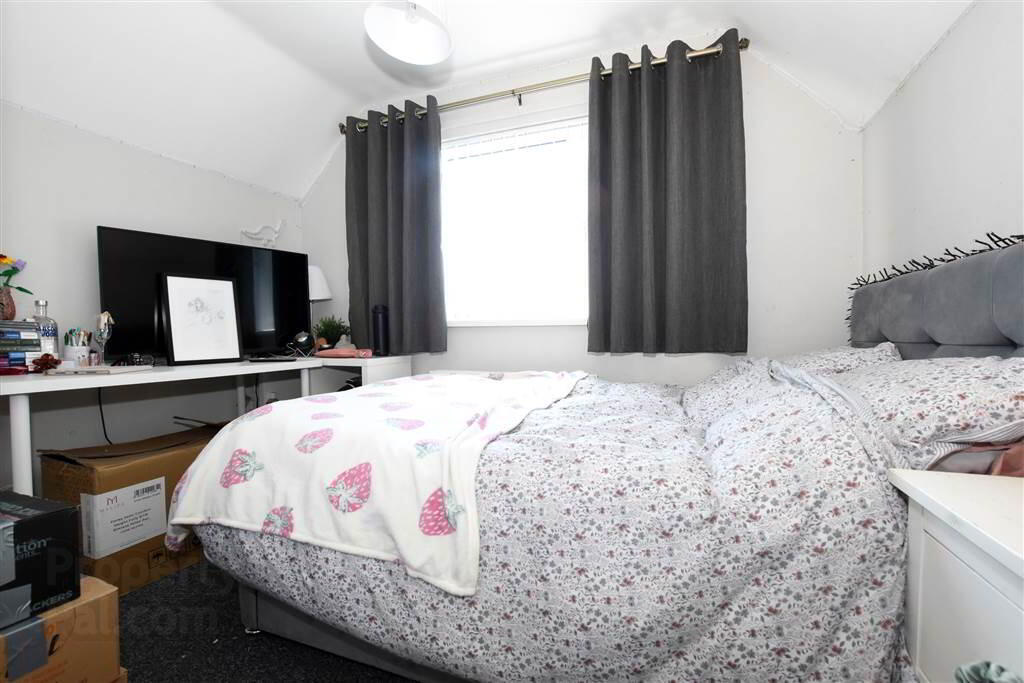 31 Strangford Heights 13 of 20