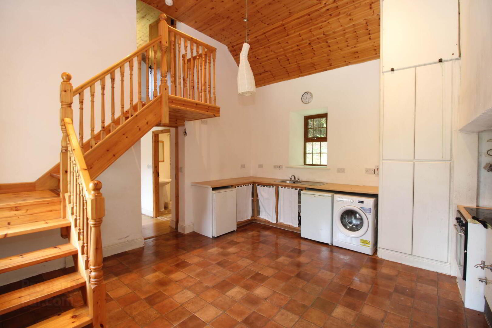 property description image