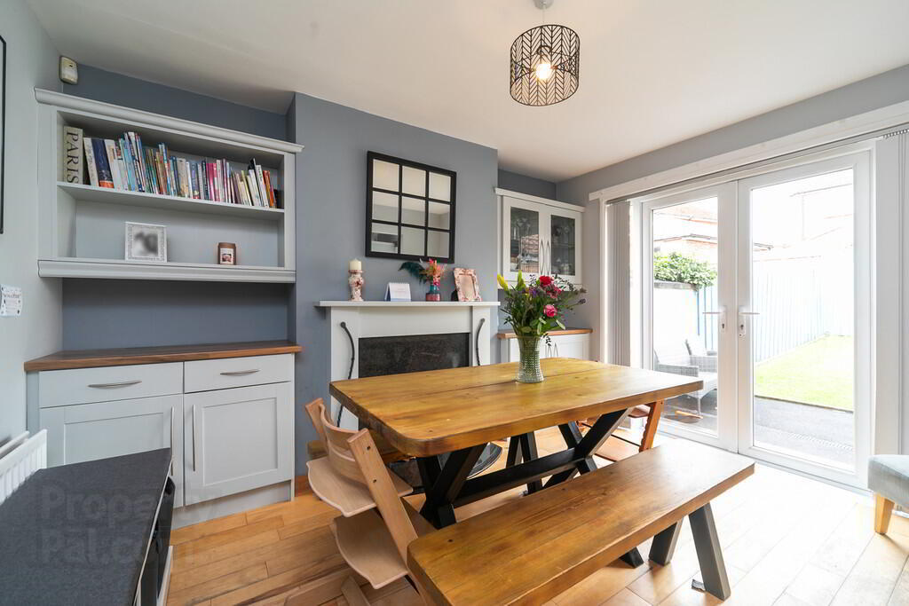 61 Sharman Road 7 of 27