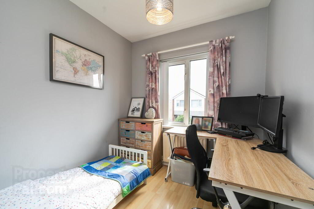 61 Sharman Road 19 of 27