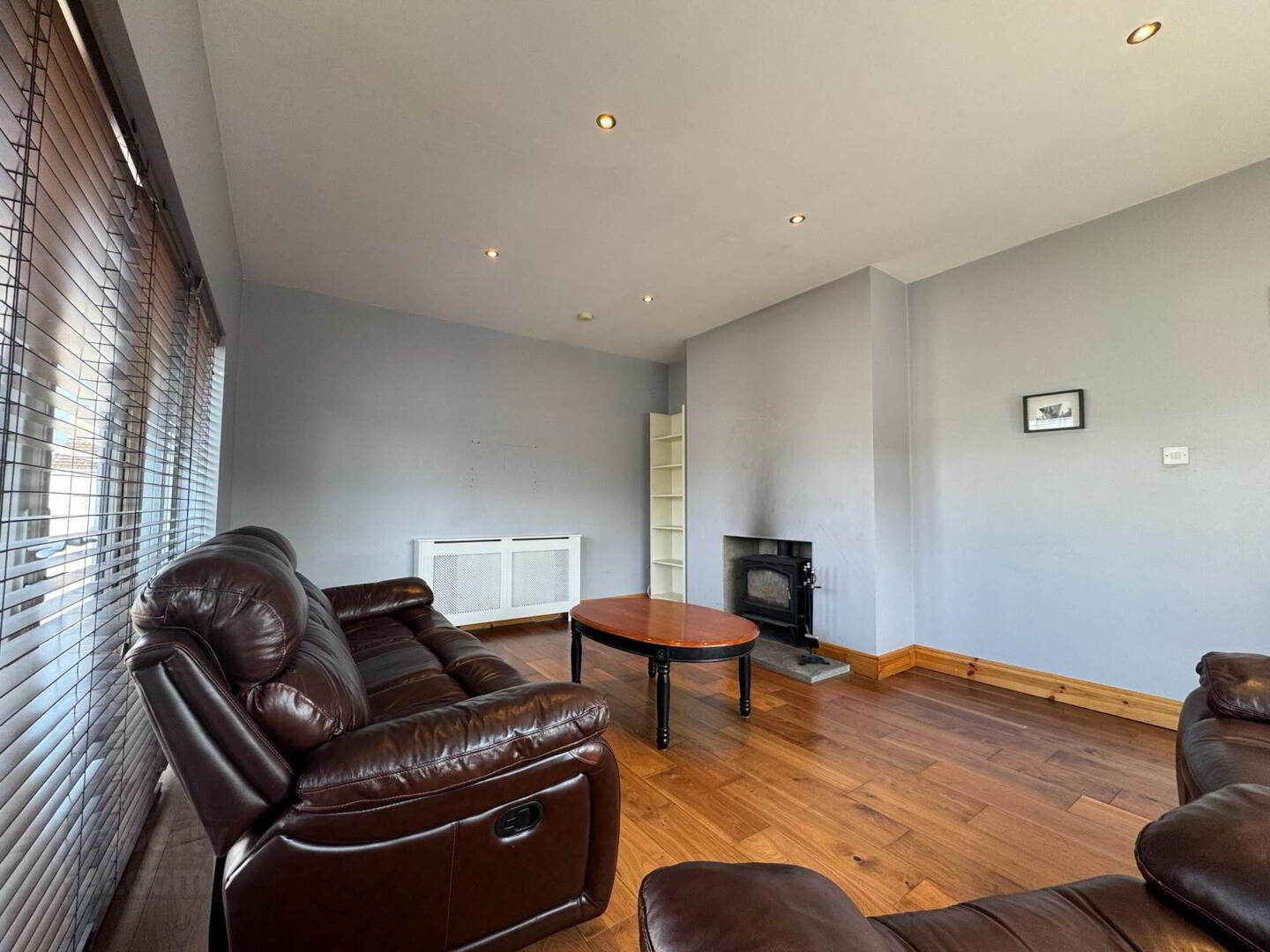 17 Comeragh Drive 3 of 15