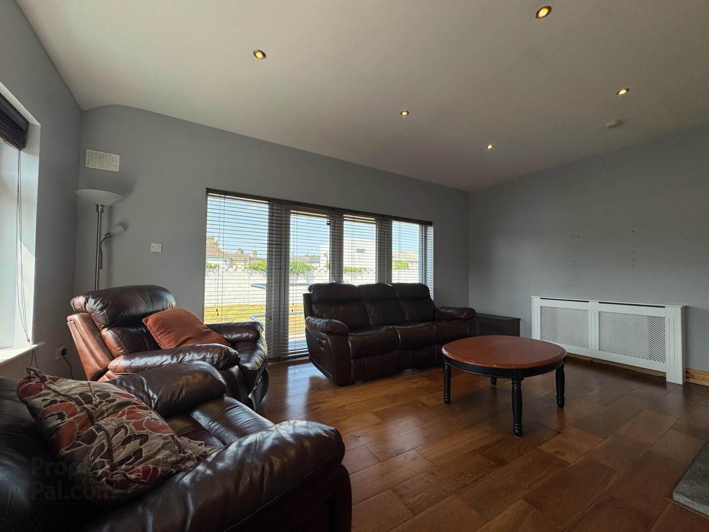 17 Comeragh Drive 4 of 15