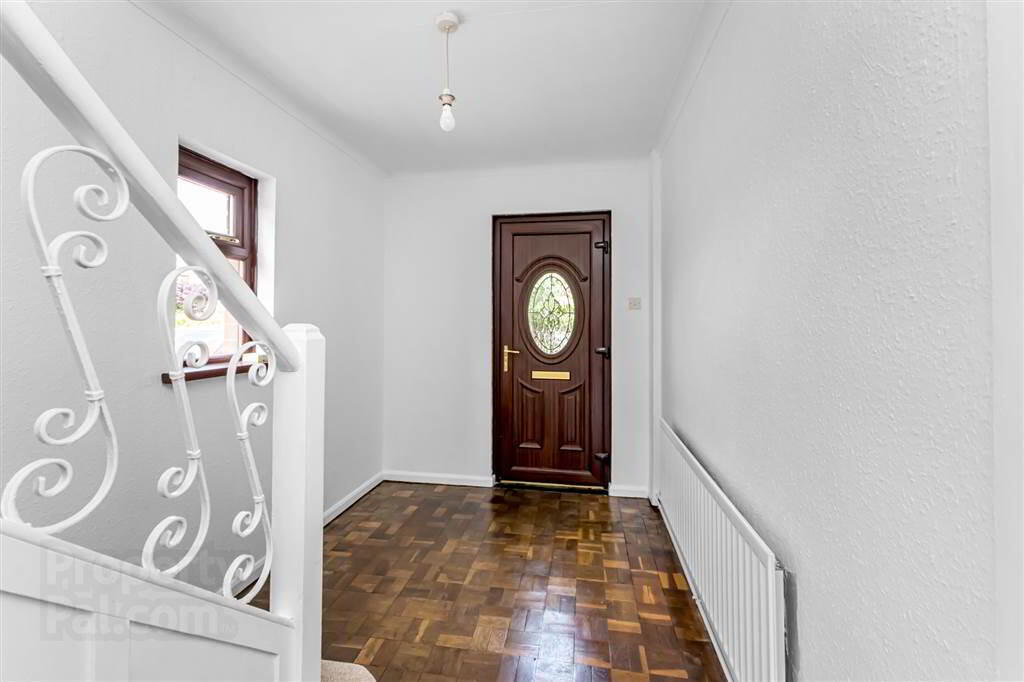 9 Fairview Park 5 of 32