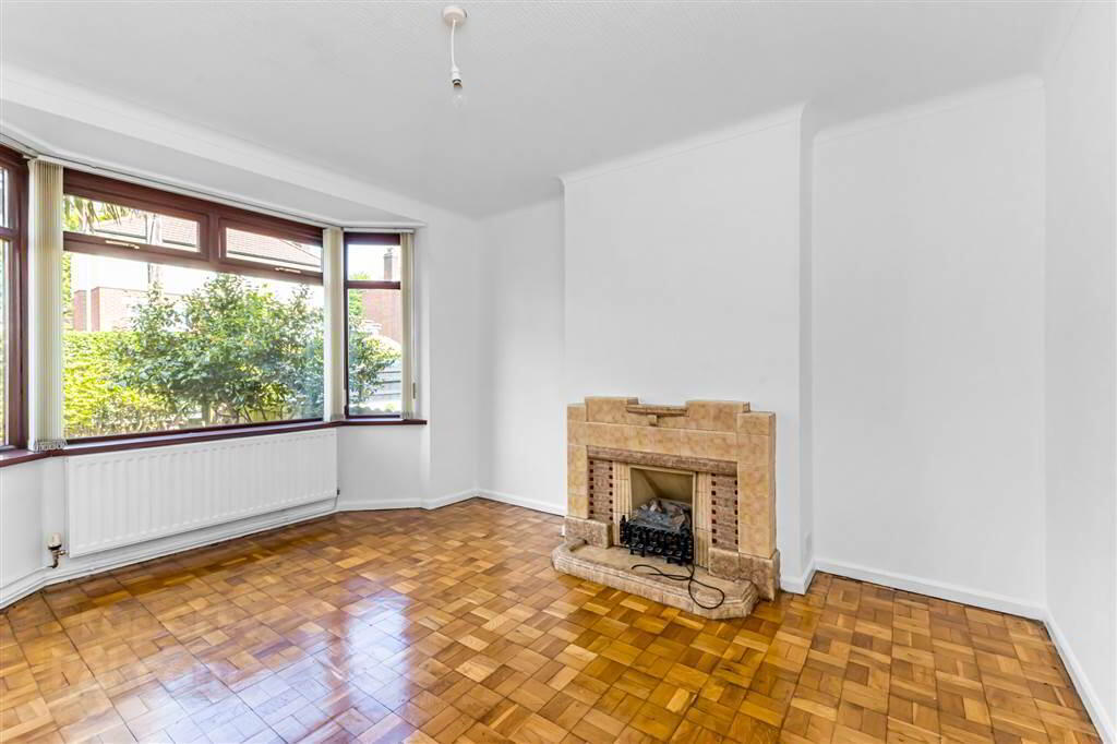 9 Fairview Park 7 of 32