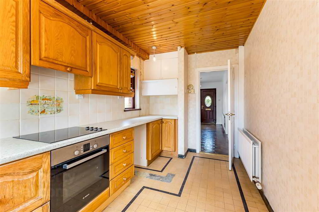 9 Fairview Park 13 of 32