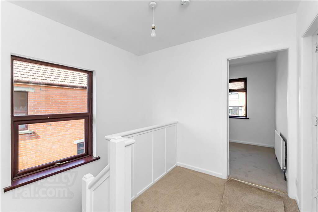 9 Fairview Park 16 of 32