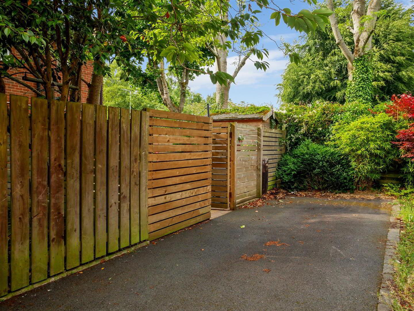 2 Hampton Drive 31 of 31
