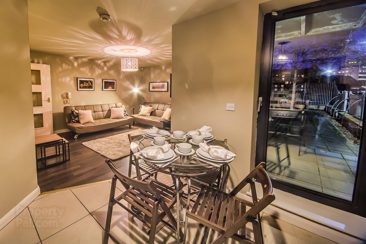 1 Pottinger's Quay, 25 Short Strand 4 of 10