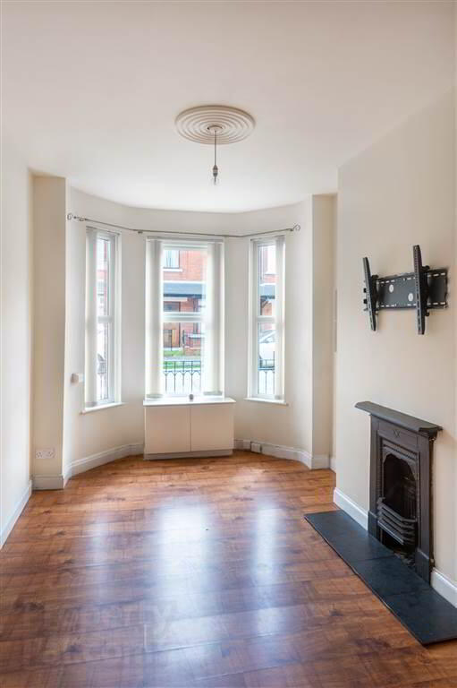 25 Woodcot Avenue 3 of 15