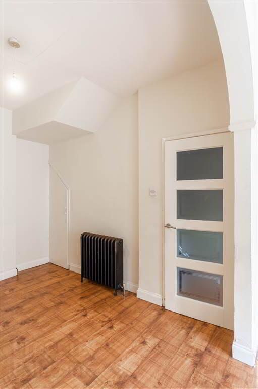 25 Woodcot Avenue 5 of 15
