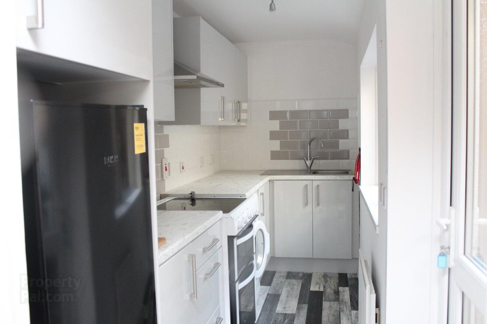 105 Connsbrook Avenue 3 of 6
